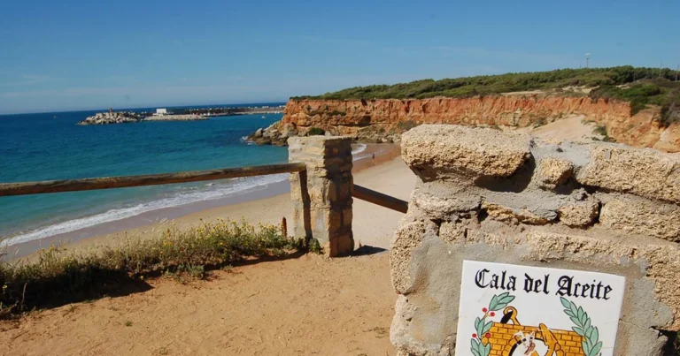 Aloha Cádiz - Cala del Aceite - Conil de la Frontera Aloha Cádiz - Cala del Aceite - Conil de la Frontera