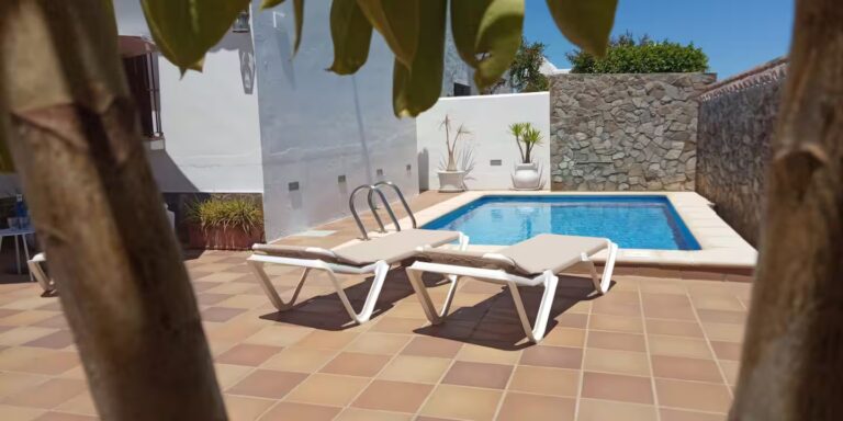 Aloha Cádiz - Alojamiento en Conil - Piscina Aloha Cádiz - Alojamiento en Conil - Piscina