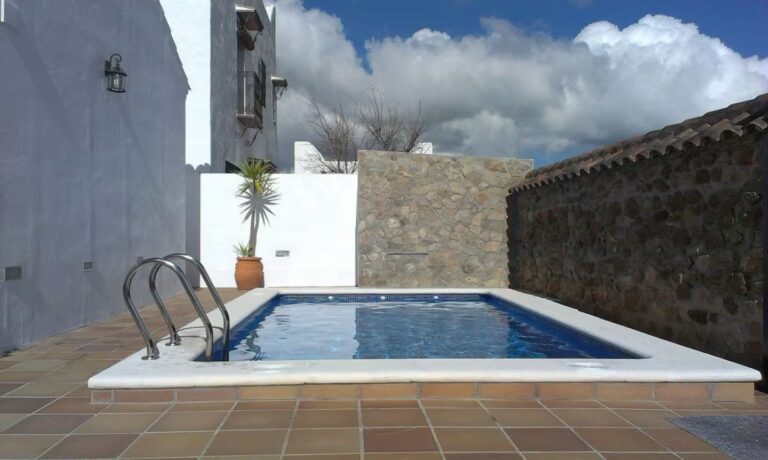 Aloha Cádiz - Alojamiento en Conil - Piscina Aloha Cádiz - Alojamiento en Conil - Piscina