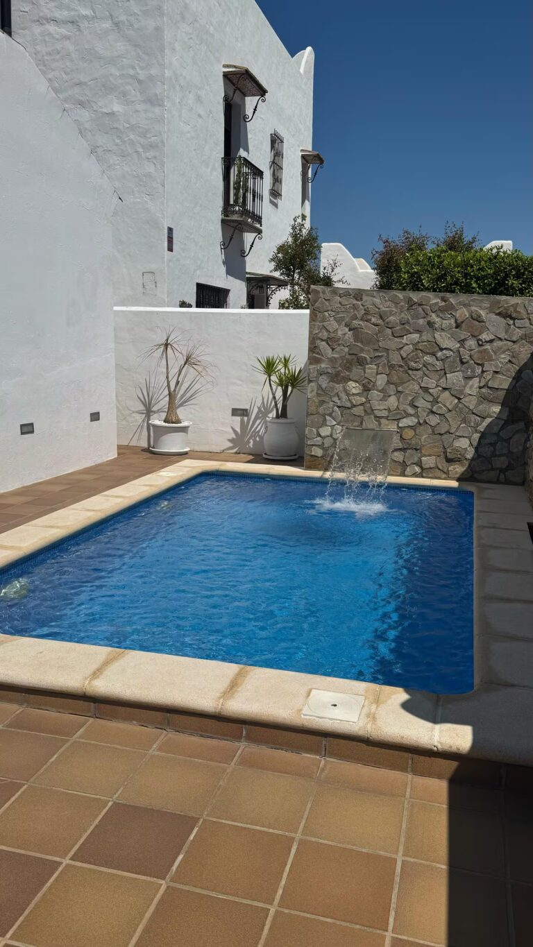 Aloha Cádiz - Alojamiento en Conil - Piscina Aloha Cádiz - Alojamiento en Conil - Piscina