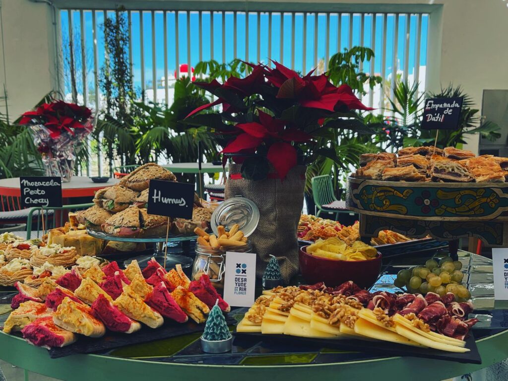 Aloha Cádiz - La desayunería de Floren Aloha Cádiz - La desayunería de Floren