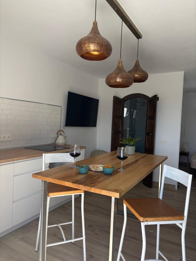 Casa Septiembre Cocina Comedor 768x1024