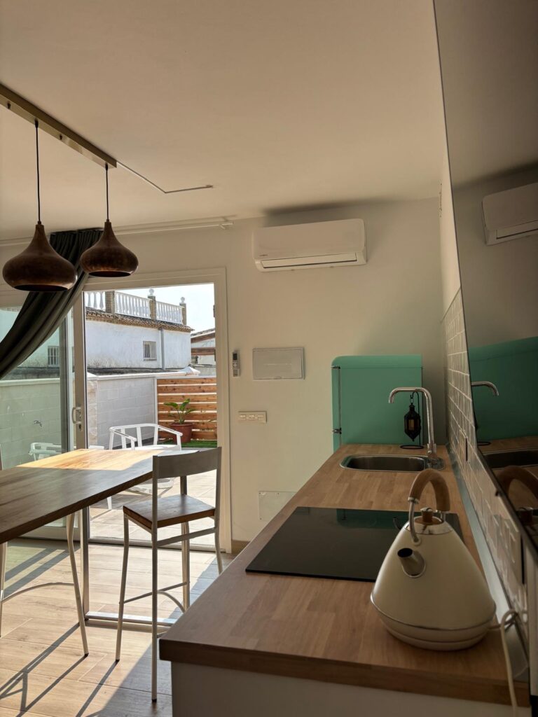 Casa Septiembre cocina 2 768x1024