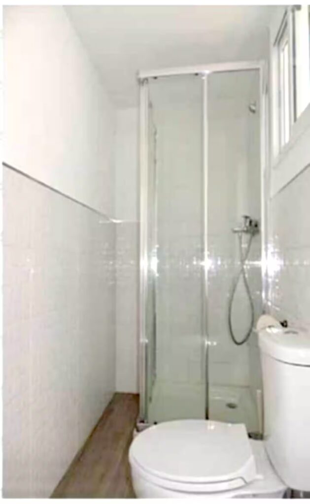 Alojacadiz - Alojamiento en Conil - Baño 2