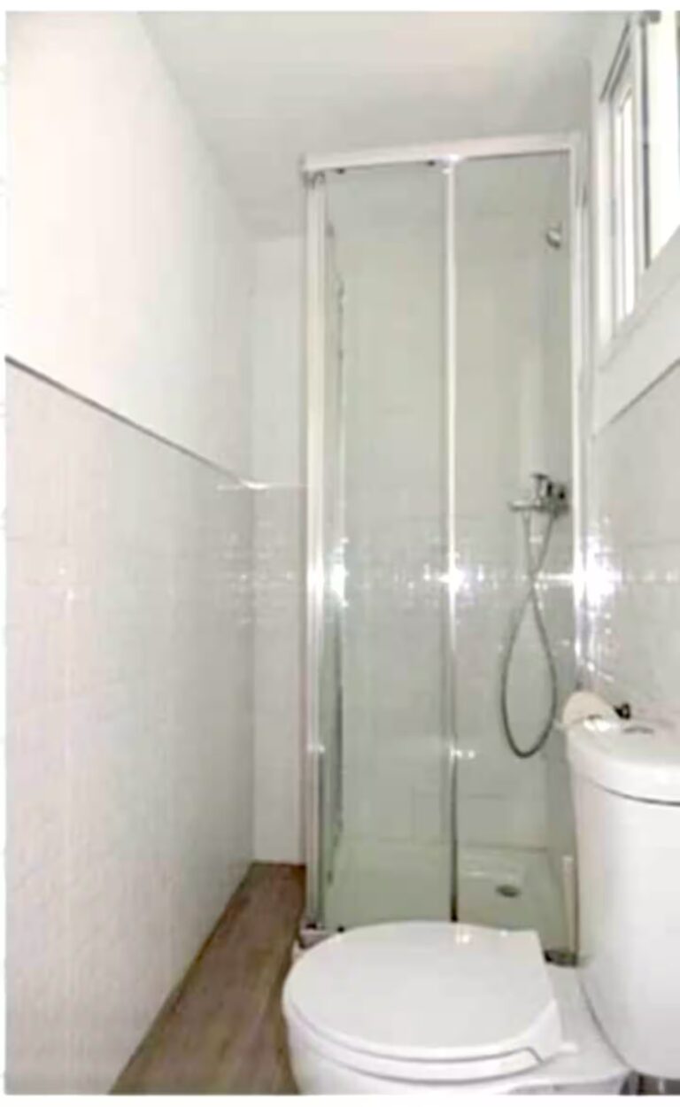 Alojacadiz - Alojamiento en Conil - Baño 2