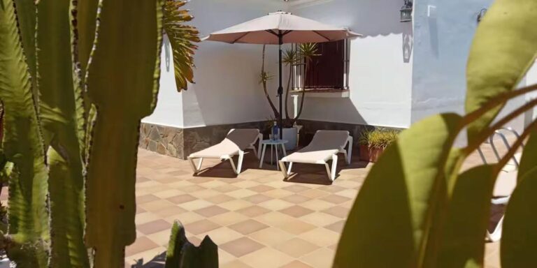 AlojaCádiz - Alojamiento en Conil - Chalet en Conil
